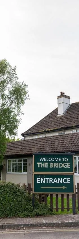 Bridge Inn，位于克利夫登的酒店