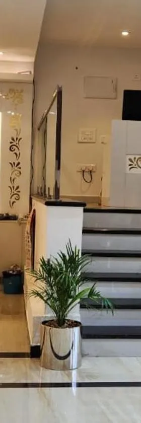 Ponni Residency Thanjavur，位于坦贾武尔的酒店