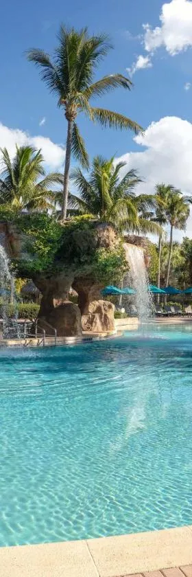Hyatt Vacation Club at Coconut Cove，位于Bonita Shores的酒店
