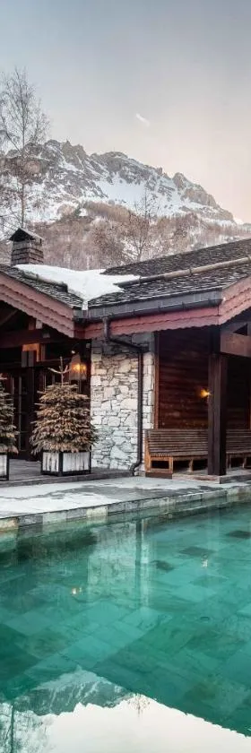 Hôtel LE BLIZZARD，位于瓦勒迪泽尔的酒店