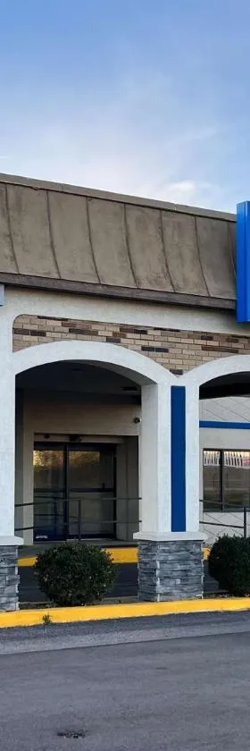 Studio 6 Suites Springfield, OH，位于斯普林菲尔德的酒店