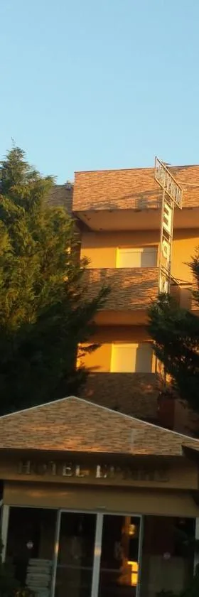 Hotel Ermis，位于Dhidhimótikhon的酒店