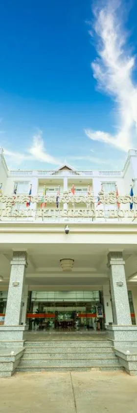 Pursat Riverside Hotel & Spa，位于Pursat的酒店