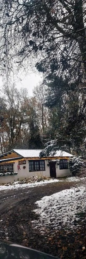 'T boshuisje，位于Oudsbergen 的酒店
