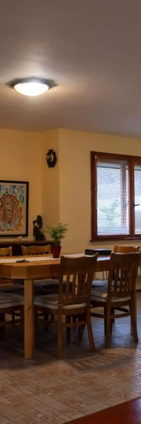 Villa Natura - Private Villa by a Lake near Vratsa，位于Glavatsi的酒店