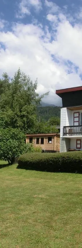 L'ELGIA, gîte 3 épis, 3 étoiles，位于Saint-Martin-d'Uriage的酒店