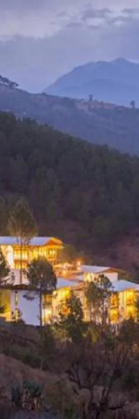 Dhensa Resort，位于普纳卡的酒店