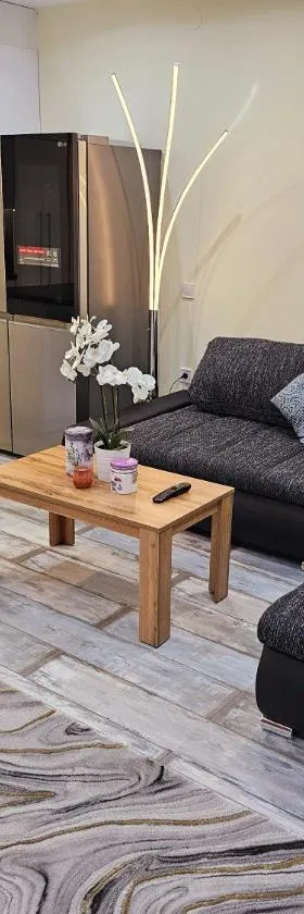 Urban Loft，位于绍尔戈陶尔扬的酒店