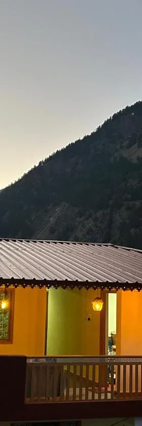 Laxmi Narayan Homestay-Harshil，位于Harsil的酒店