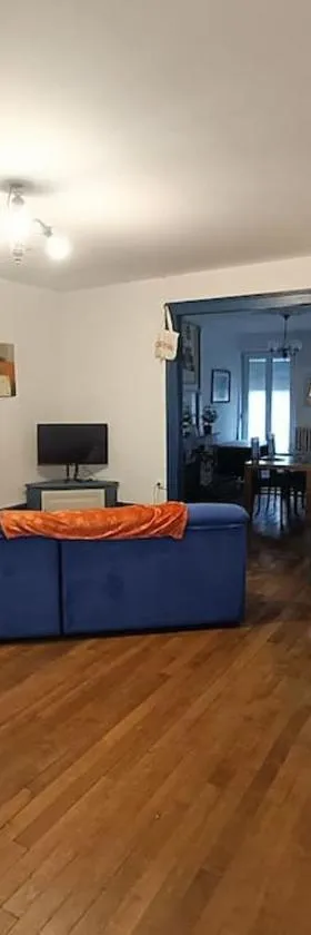 Appartement au charme authentique，位于米尔库尔的酒店