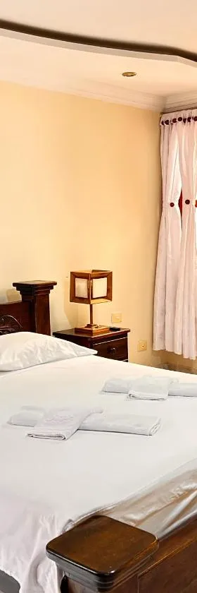 Casa Hotel Los Fundadores，位于La Victoria的酒店