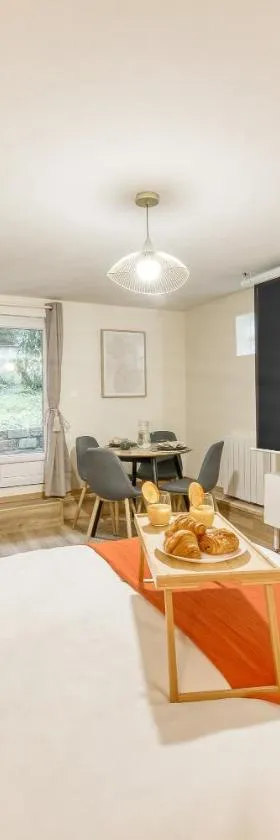 Le ciné cocon - Serenito Homes，位于Les Pavillons-sous-Bois的酒店