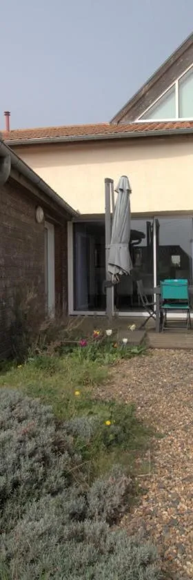 Gîte charmant avec jardin au cœur du vignoble du Layon, proche Saumur, 9 couchages, vélos inclus - FR-1-622-19，位于Aubigné的酒店