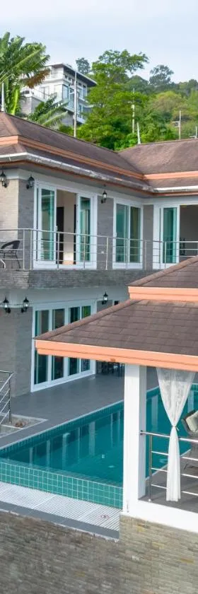 ฺBaan Waru seaview villa，位于Ban Kata的酒店