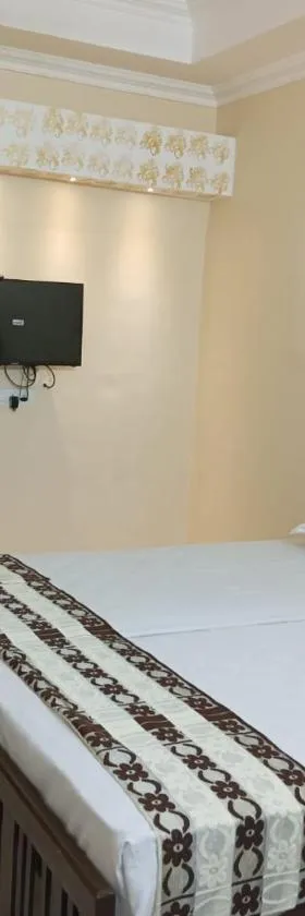 SRI PADMANABHA TOURIST HOME，位于Chacka的酒店