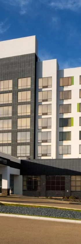 Courtyard by Marriott Edina Bloomington，位于布卢明顿的酒店