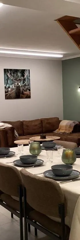 la maison de bievre，位于比埃夫勒的酒店