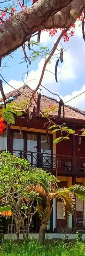 Lombok Villas, Villa PaoPao，位于Labuhanpoh的酒店