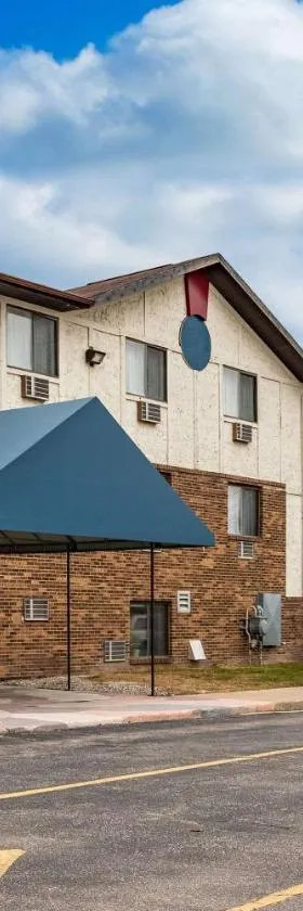 Econo Lodge Inn & Suites，位于Auburn的酒店