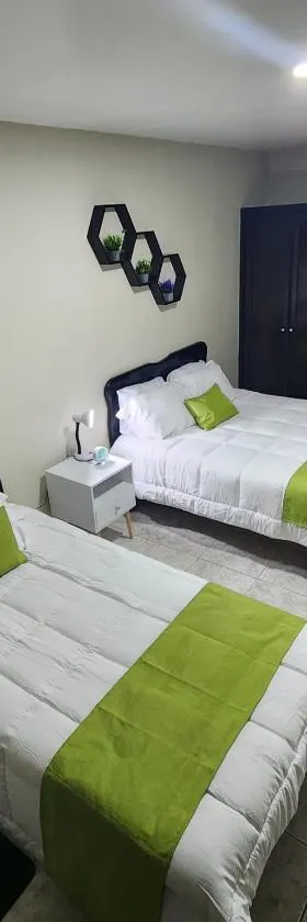 Hotel América Heredia，位于埃雷迪亚的酒店