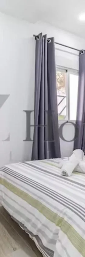 AYZ Elcano - Auto check-in property，位于马拉加的酒店