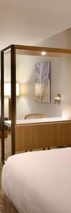 SpringHill Suites by Marriott Coralville，位于克拉尔维尔的酒店