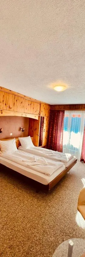 Hotel Old JNN，位于克洛斯特斯瑟纽斯的酒店