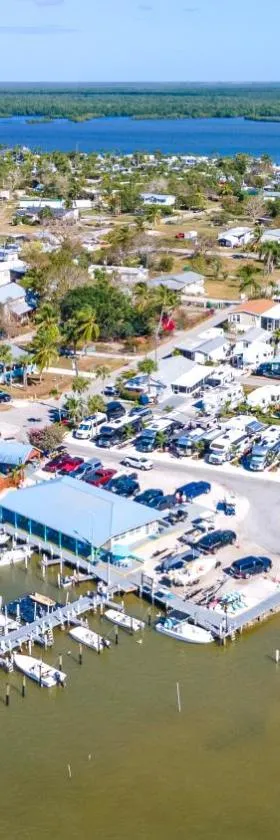 Chokoloskee Island RV Park，位于大沼泽地市的酒店
