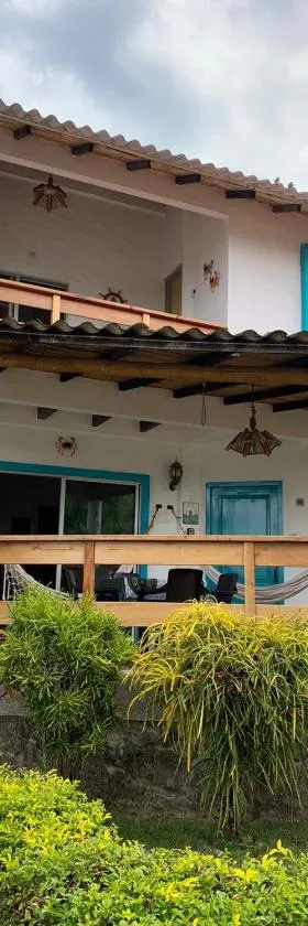 Cabaña Cangrejito Olon，位于奥隆的酒店