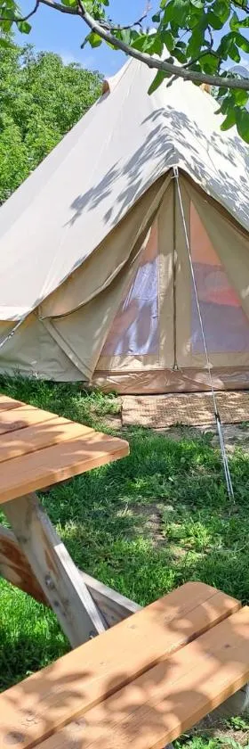Camping 3 Gs，位于Goghtʼ的酒店