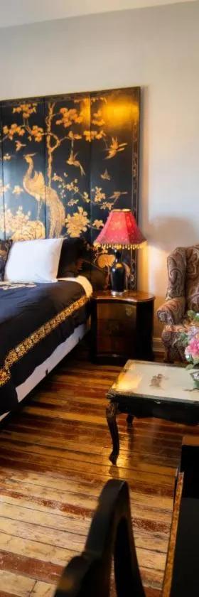Oak Tree Hotel，位于亚凯迪亚的酒店