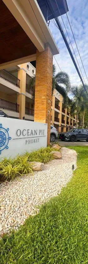 Ocean Pie Phuket - Adult Only，位于拉威海滩的酒店