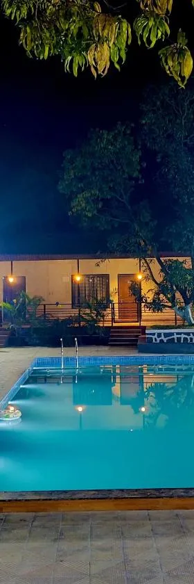 Ashoka Lawns and Resort，位于阿利鲍格的酒店