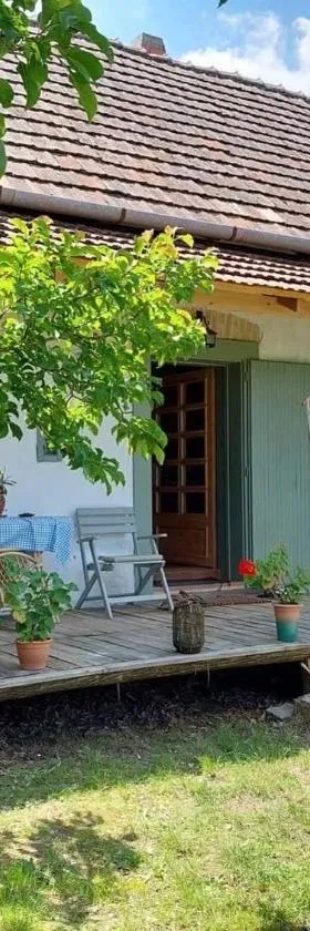 Aracsa Farm és Vendégház Kis Balaton és termál fürdők，位于Egeraracsa的酒店