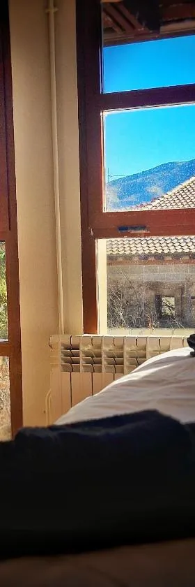 La Villa，位于Canales de la Sierra的酒店