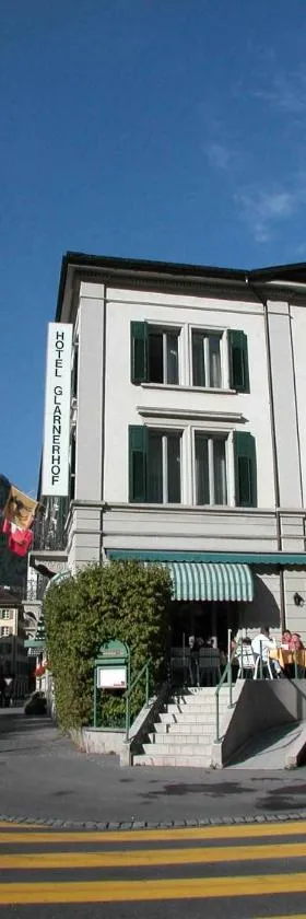 Hotel Post Glarnerhof，位于格拉鲁斯的酒店