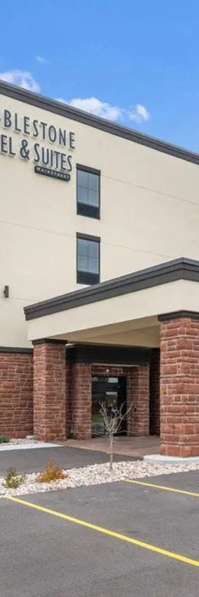 Cobblestone Hotel & Suites - Mosinee，位于Mosinee的酒店