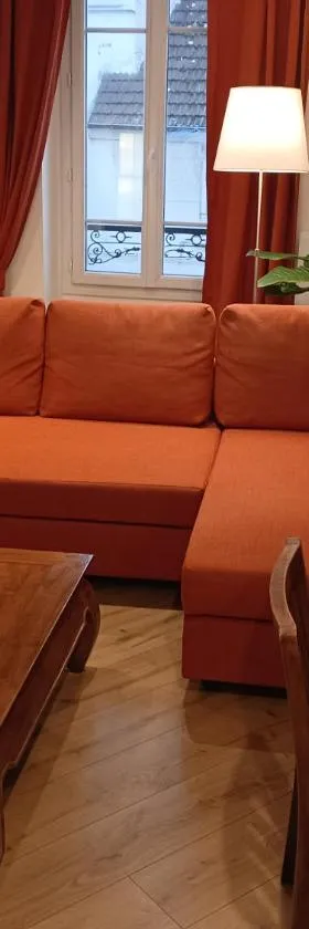 Appartement Cosy Plein Centre Ville，位于默朗的酒店