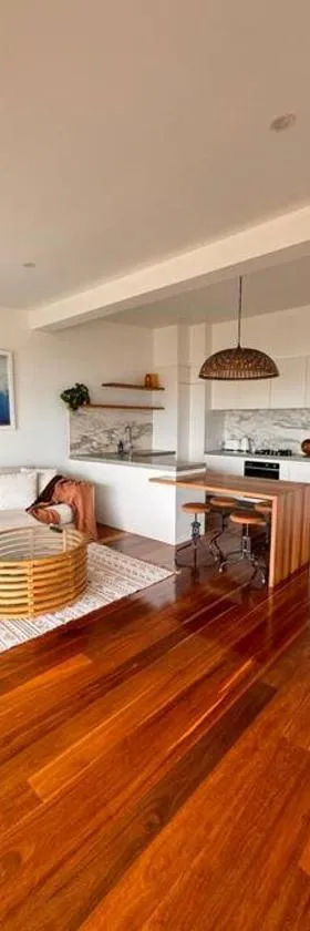 Shed. Holiday Apartment，位于尼尔森湾的酒店