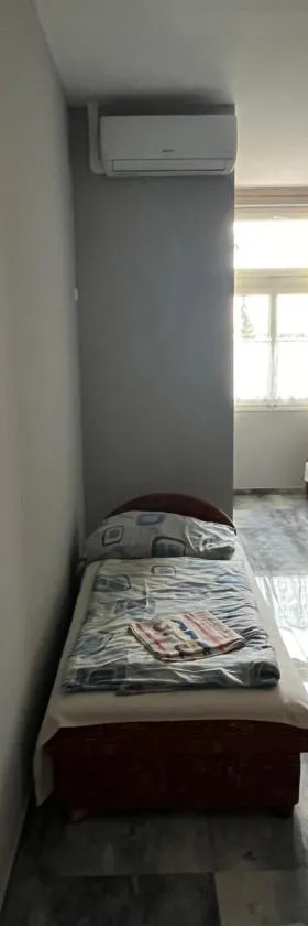 Lilla motel，位于海吉什豪洛姆的酒店