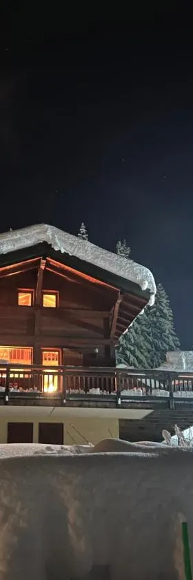 Chalet L'AS DE CARROZ，位于Arâches-la-Frasse的酒店