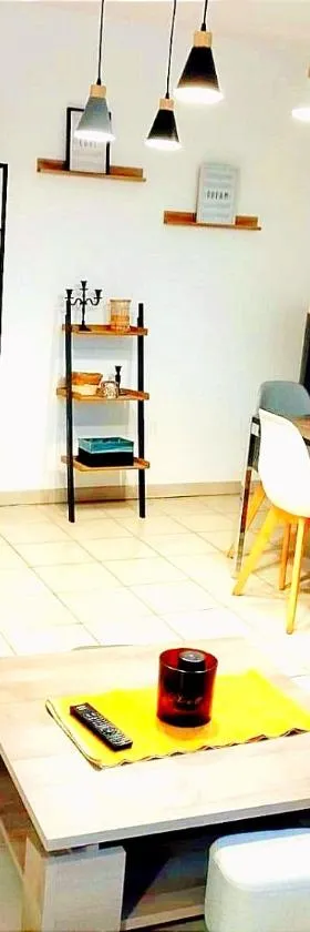Grand et bel appartement classé 3 étoiles，位于拉夫拉内的酒店