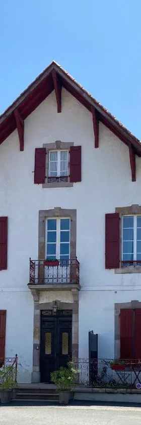 Maison Graciateguy，位于圣艾蒂安德拜戈里的酒店
