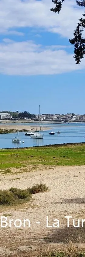 Maison, 2 chambres, 400m de la plage.，位于拉蒂尔巴勒的酒店