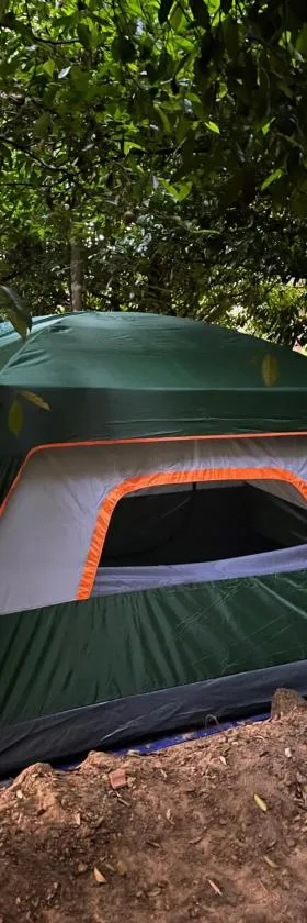 Dragster Tents，位于Kizhake Chālakudi的酒店