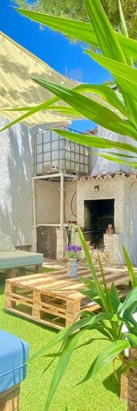 Casa rural en naturaleza con BBQ，位于Villar de Cañas的酒店