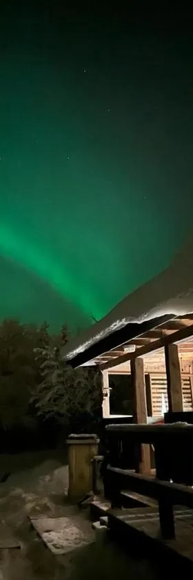 Sampo Chalet with Hot Tub，位于拉努阿的酒店