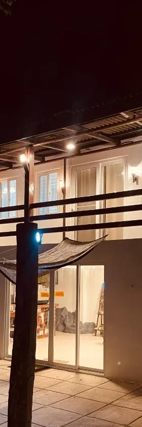 Farmer’s Cafe Villas，位于Burgos的酒店