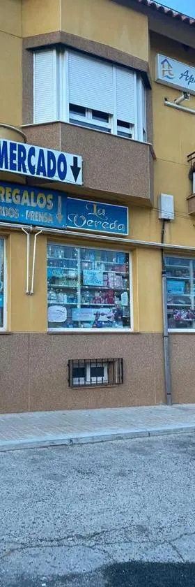 Hostal y Apartamentos la Vereda，位于鲁伊德拉的酒店