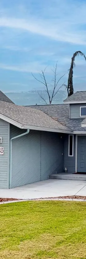 Lake Cortez Cottage，位于Malaga的酒店